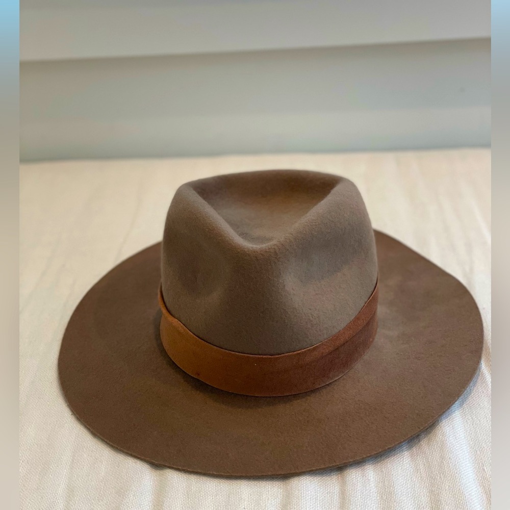 JANESSA LEONE Alara hat in Dark Sand - SOLD OUT online